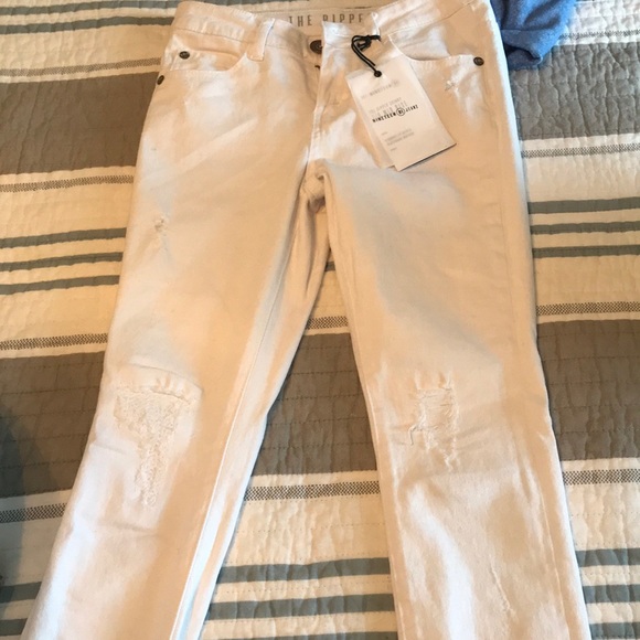 White jeans - Picture 1 of 2
